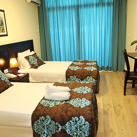 Mozart Hotel Beirut Eksteriør billede