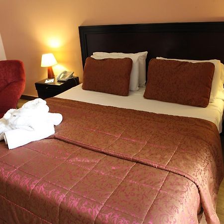 Mozart Hotel Beirut Eksteriør billede