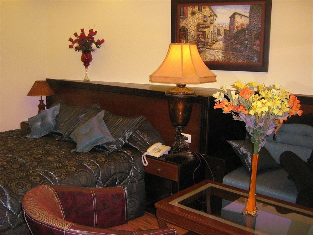 Mozart Hotel Beirut Eksteriør billede