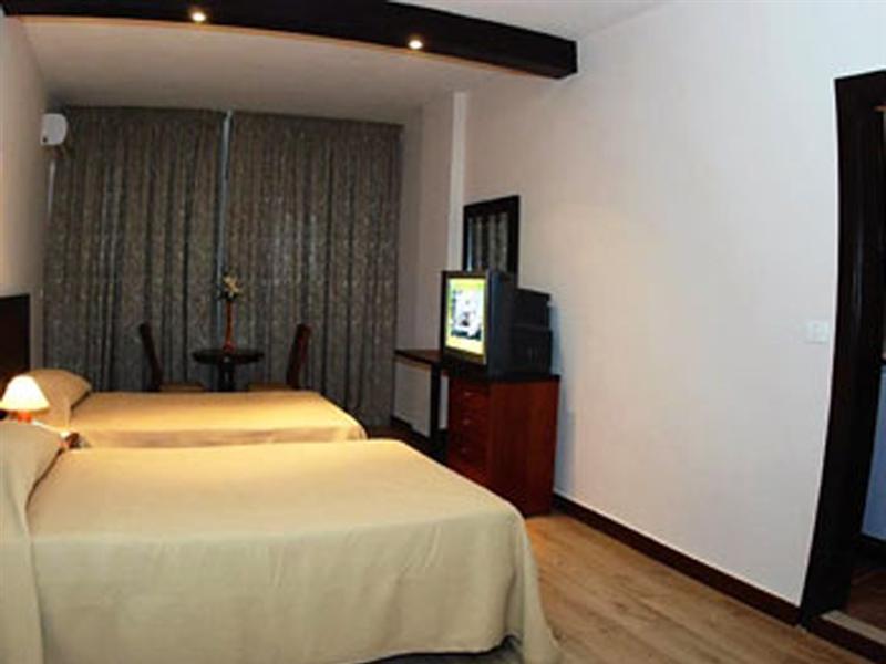 Mozart Hotel Beirut Eksteriør billede