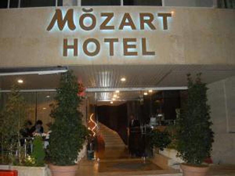 Mozart Hotel Beirut Eksteriør billede