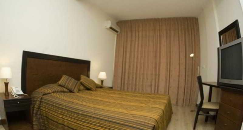 Mozart Hotel Beirut Eksteriør billede