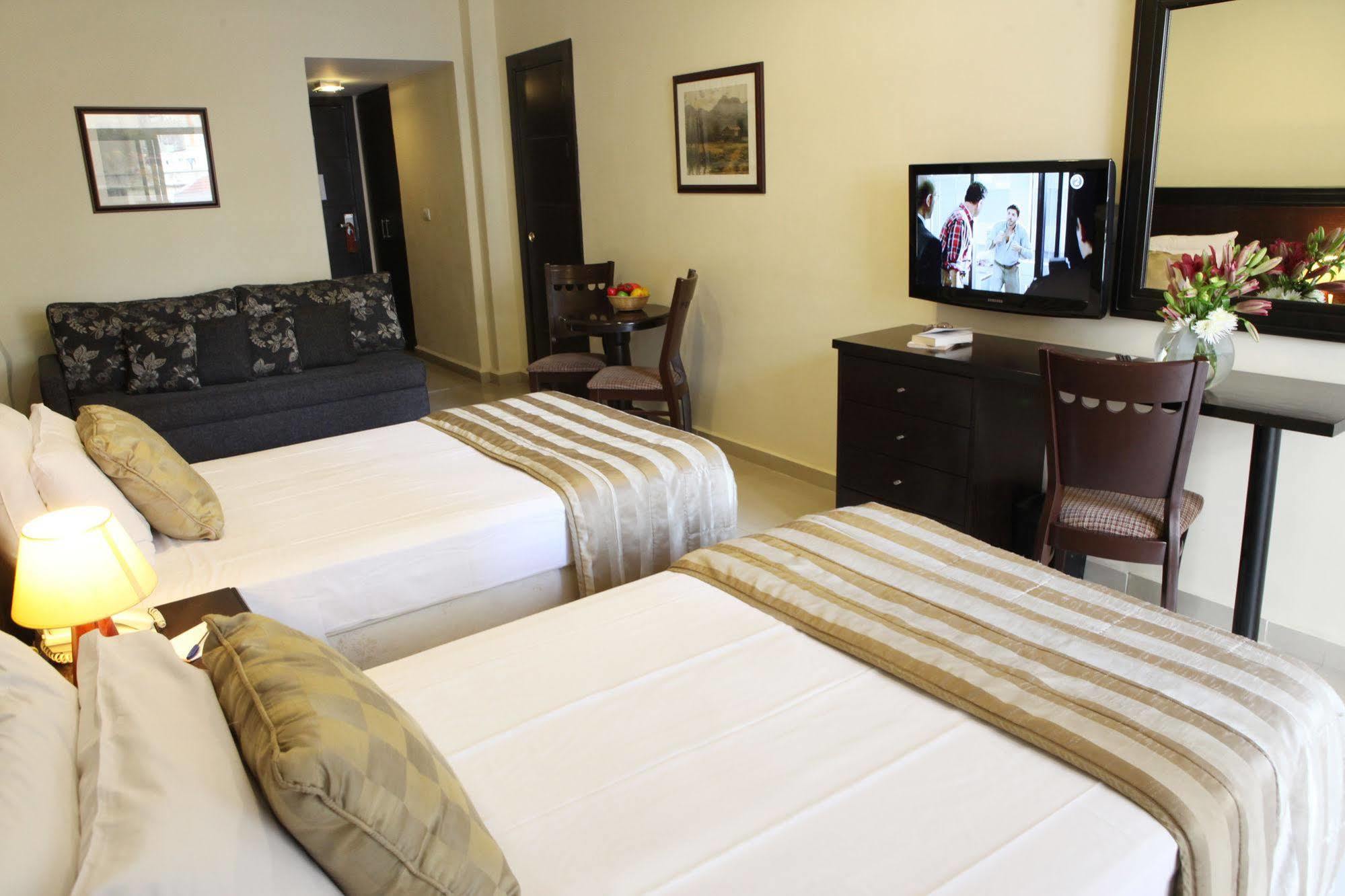 Mozart Hotel Beirut Eksteriør billede